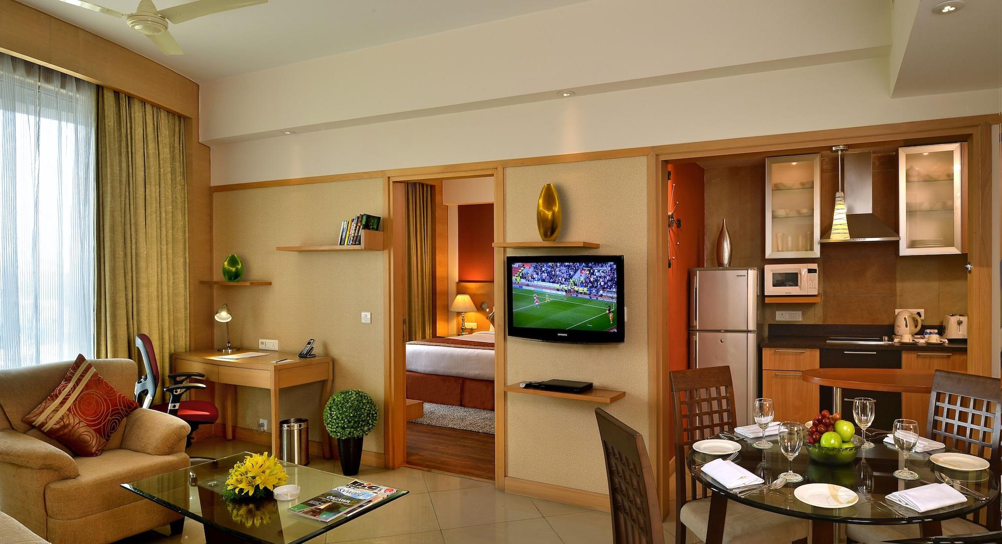 Savoy Suites Manesar Gurgaon Exterior foto