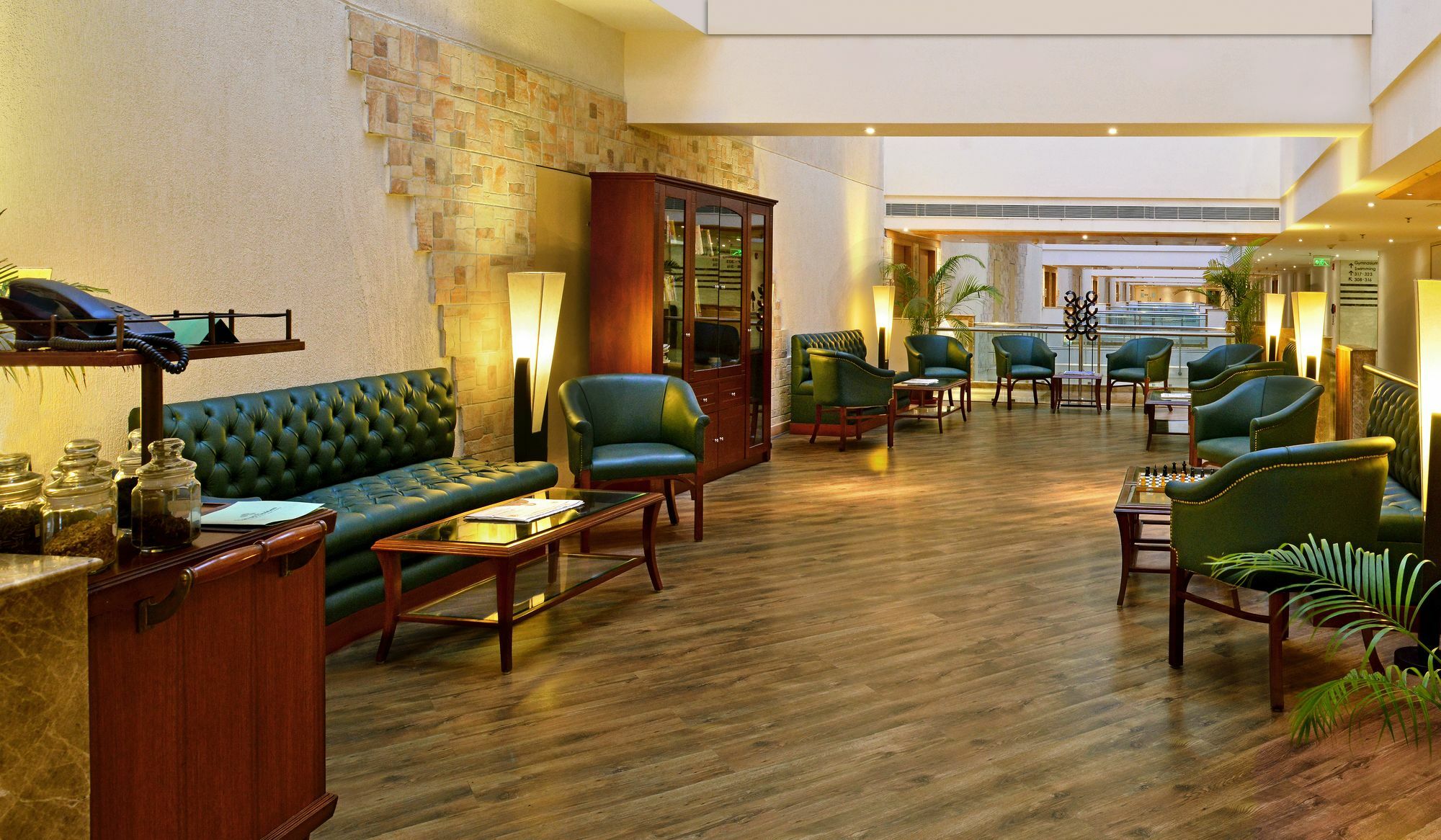 Savoy Suites Manesar Gurgaon Exterior foto