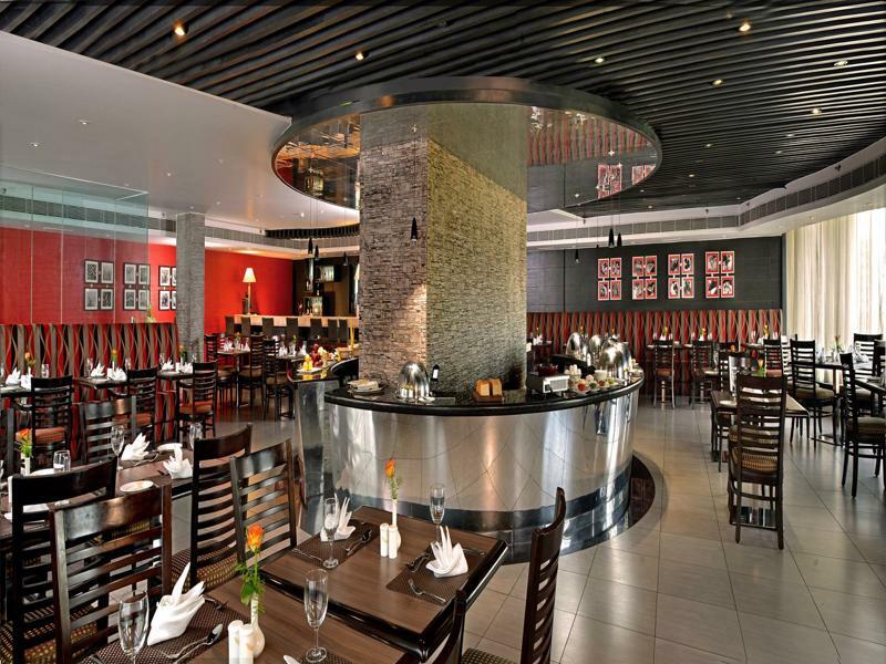 Savoy Suites Manesar Gurgaon Exterior foto