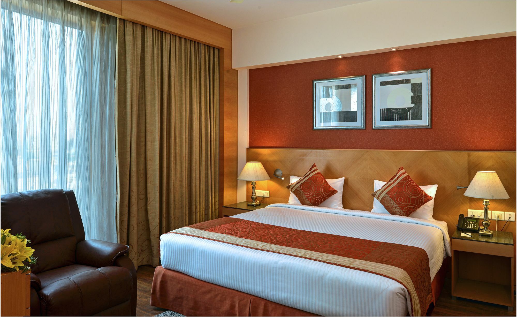 Savoy Suites Manesar Gurgaon Exterior foto