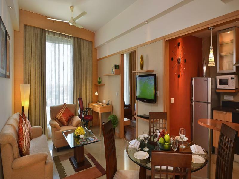 Savoy Suites Manesar Gurgaon Exterior foto