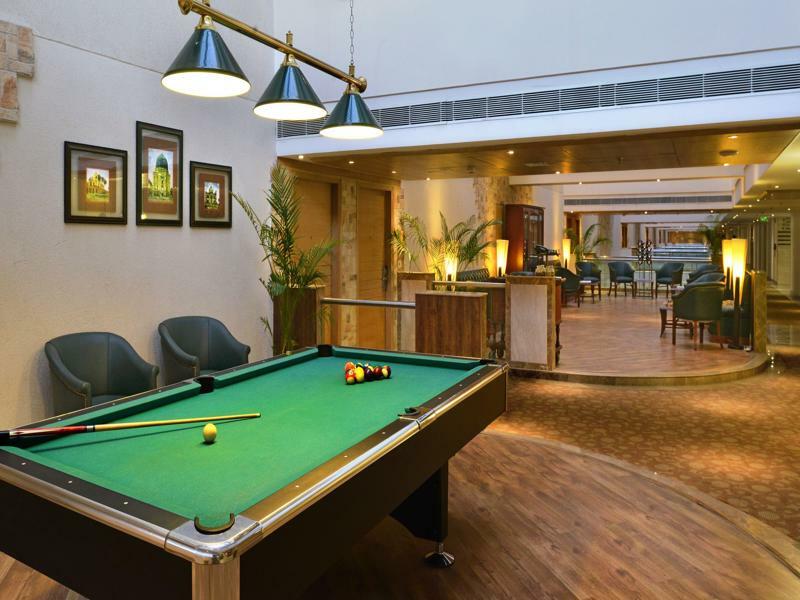 Savoy Suites Manesar Gurgaon Exterior foto